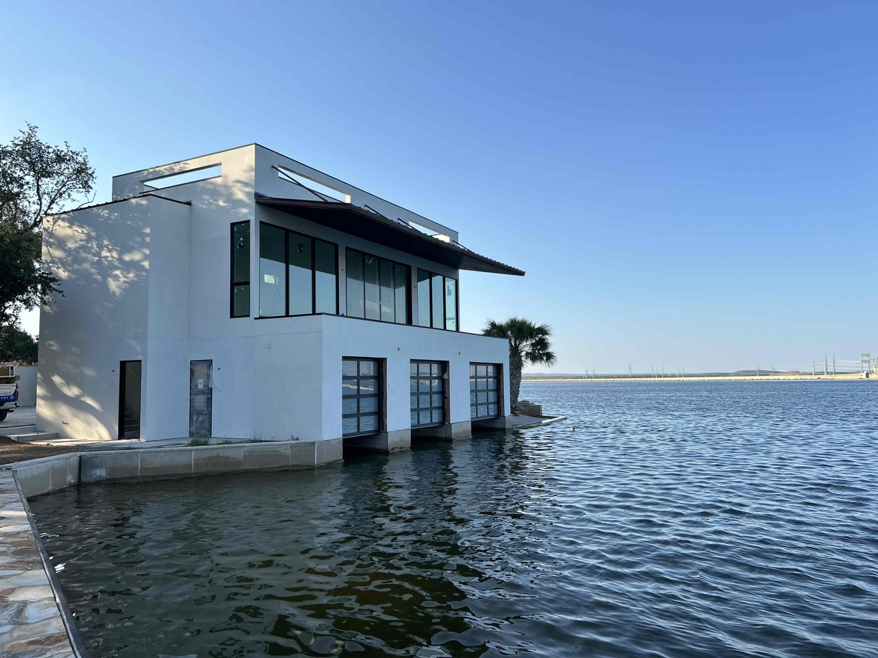 Hollywood Crawford-Garage Doors & Openers — Image 3