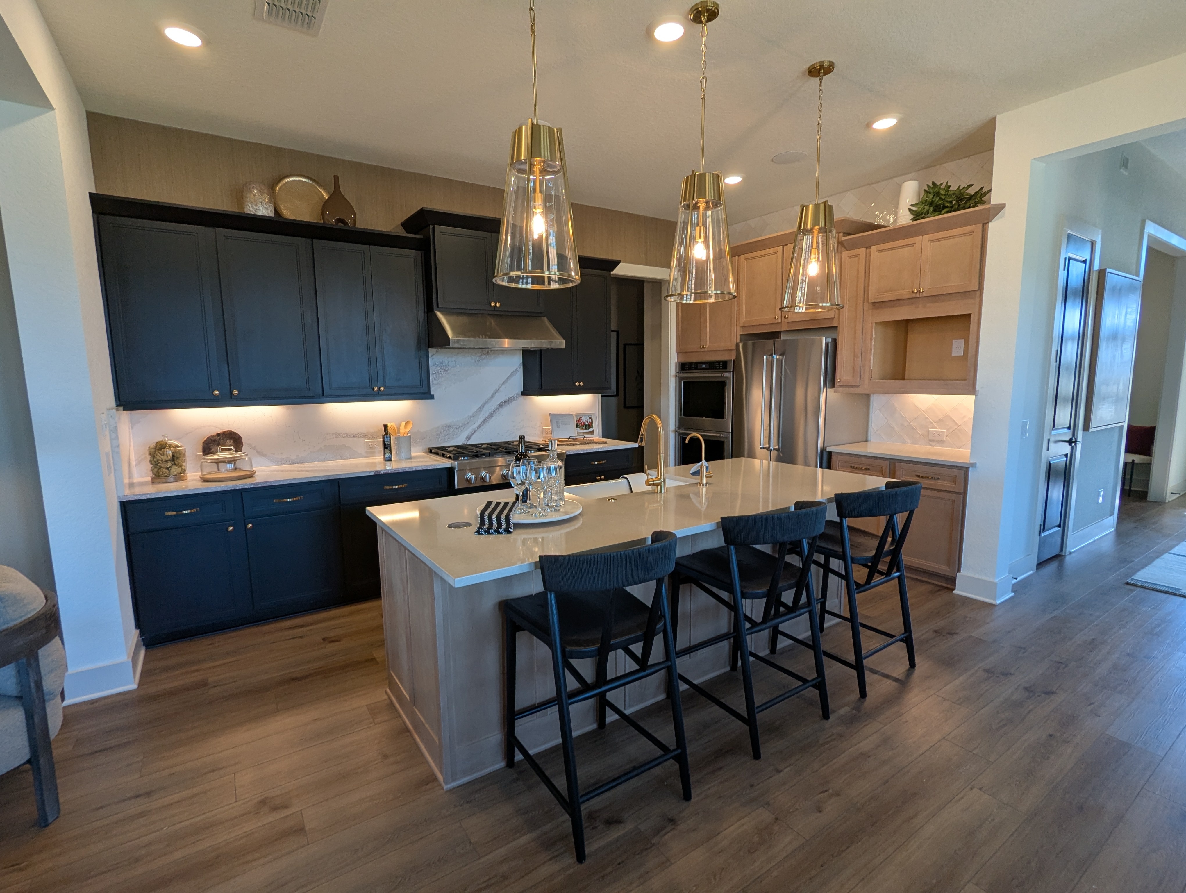 Shelly Flooring — Image 2