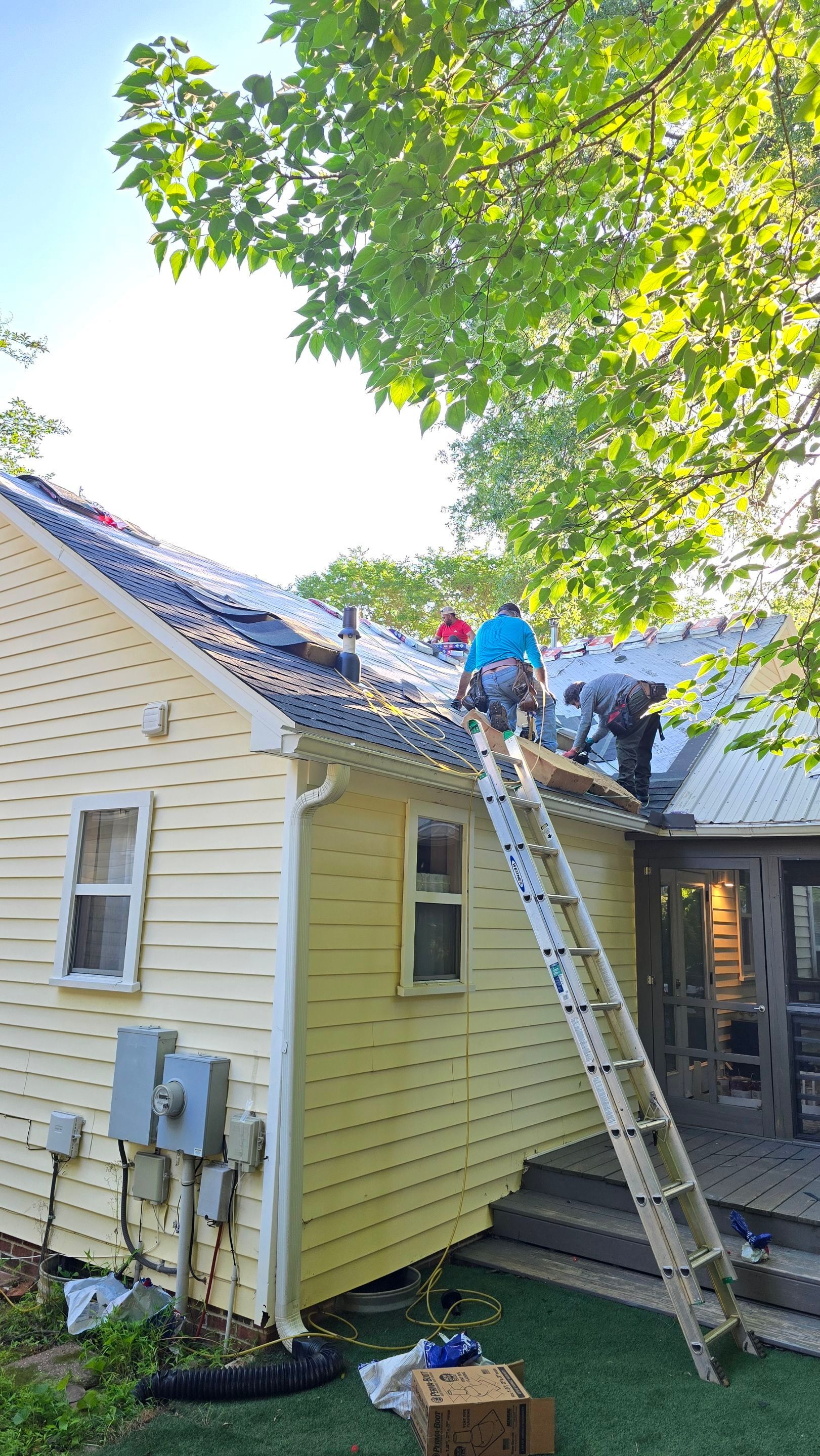Simple Construction Roofing — Image 2