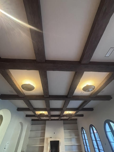 White Lion Paint Co — Image 1